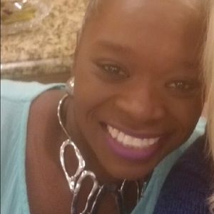 Meet your Posher, Natasha